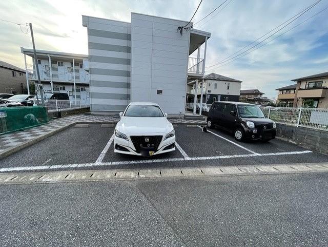 URBAN TⅢ(23653)の外観・駐車場イメージ1枚目