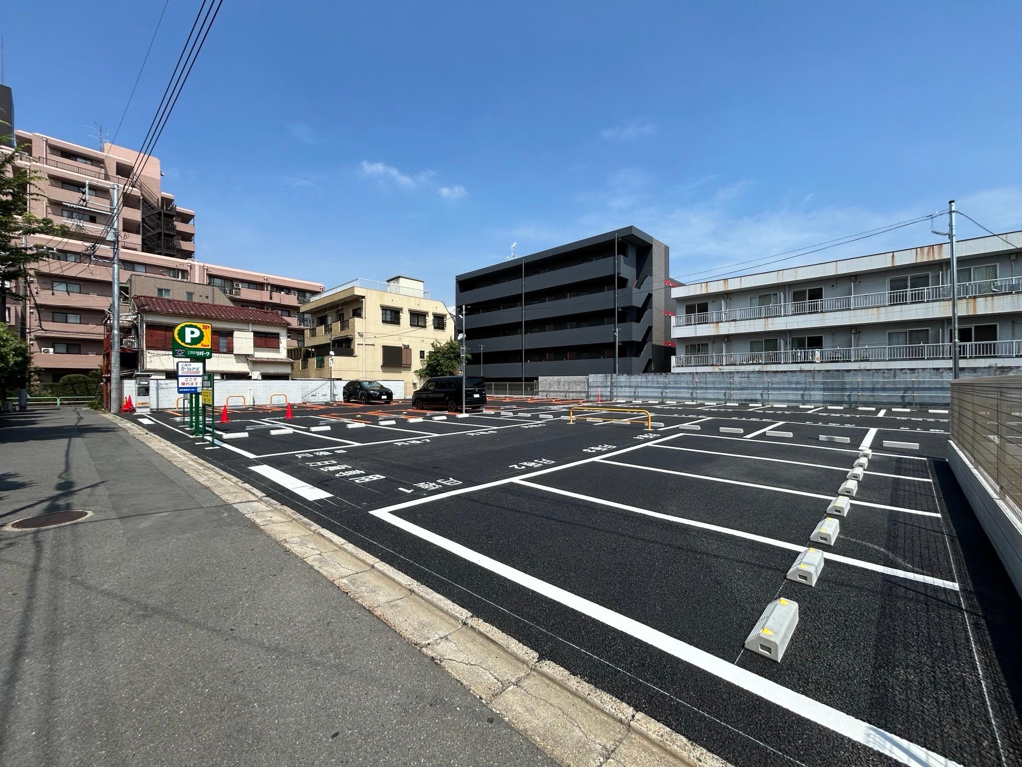小豆沢2丁目第8の外観・駐車場イメージ2枚目