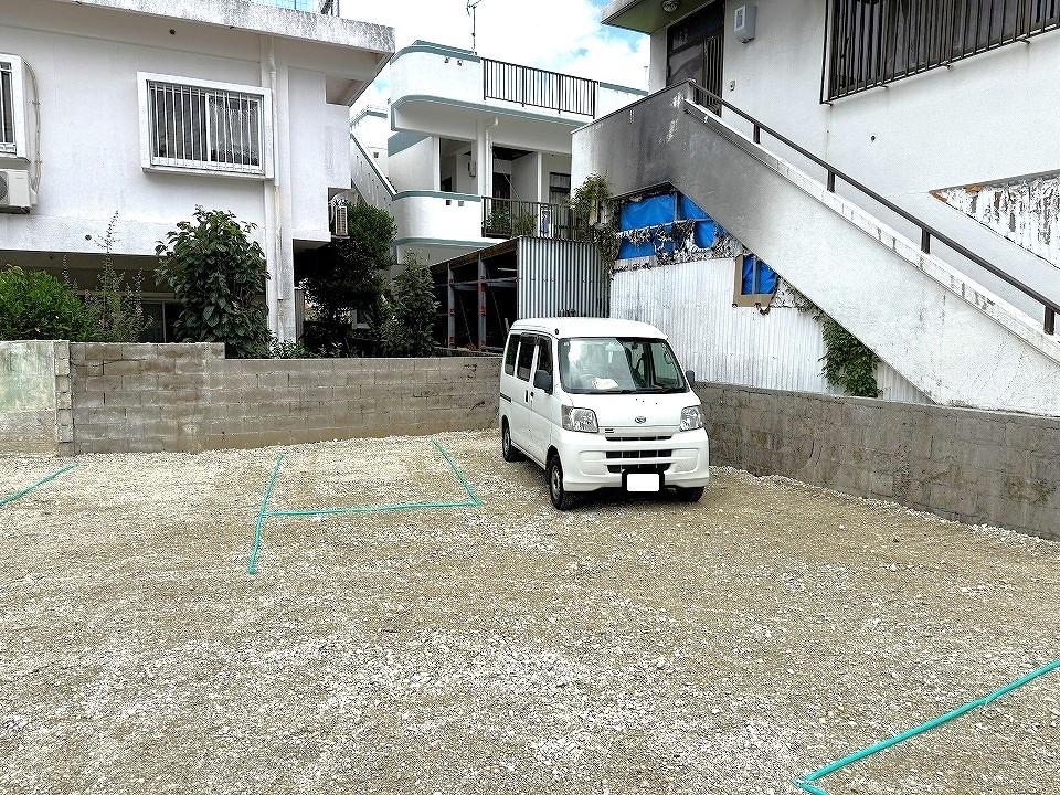 ESTパーキングの外観・駐車場イメージ2枚目