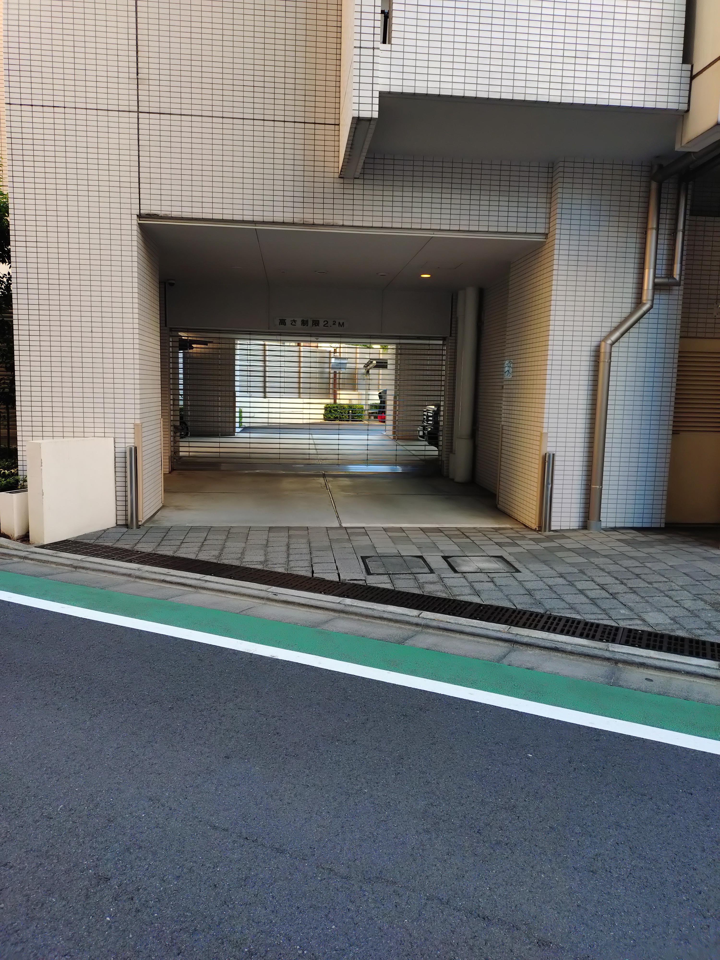 パークリュクス目黒駐車場の外観・駐車場イメージ2枚目