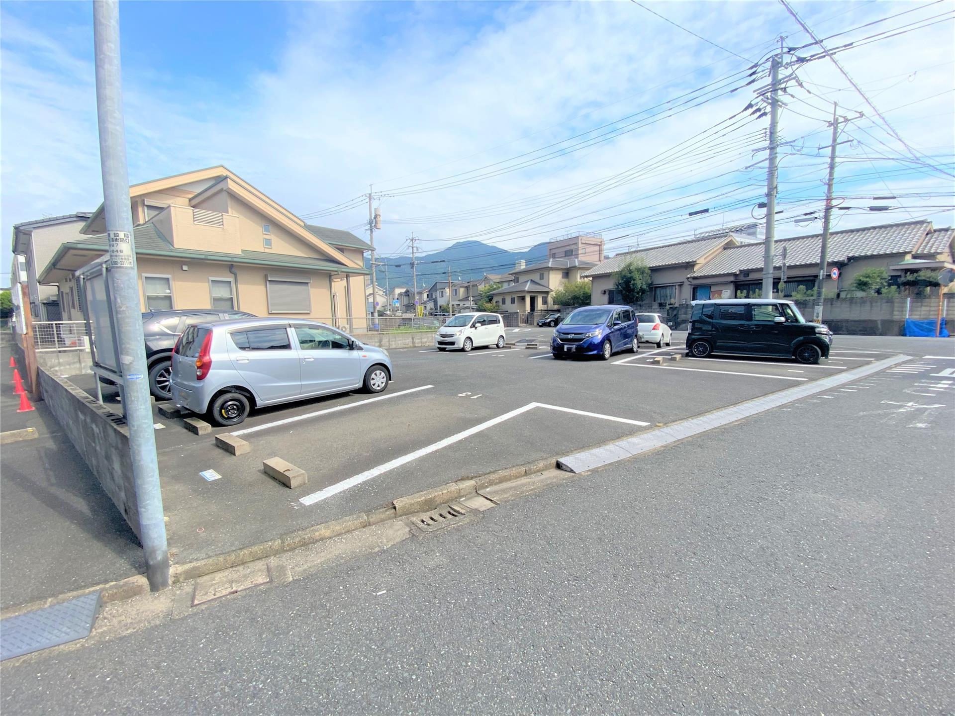 ジョイフル片野パーキングの外観・駐車場イメージ3枚目