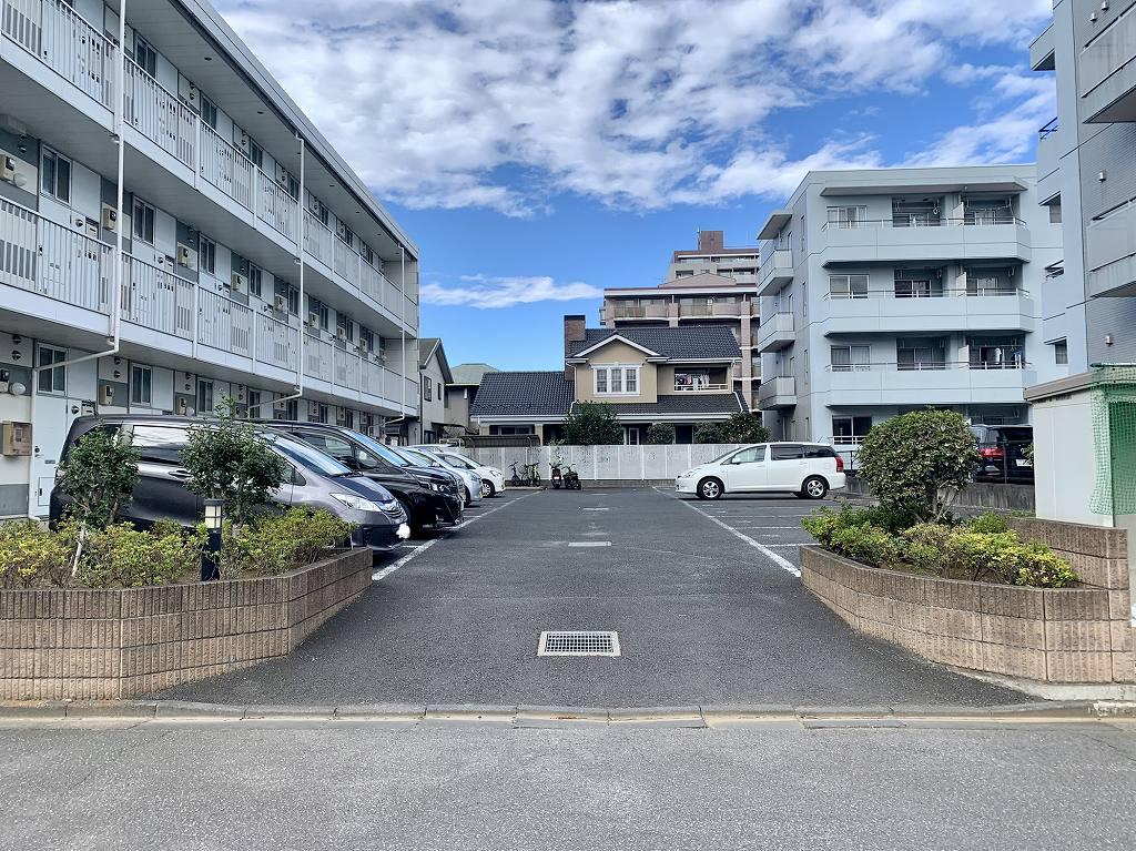 LEO WIN(23465)の外観・駐車場イメージ1枚目