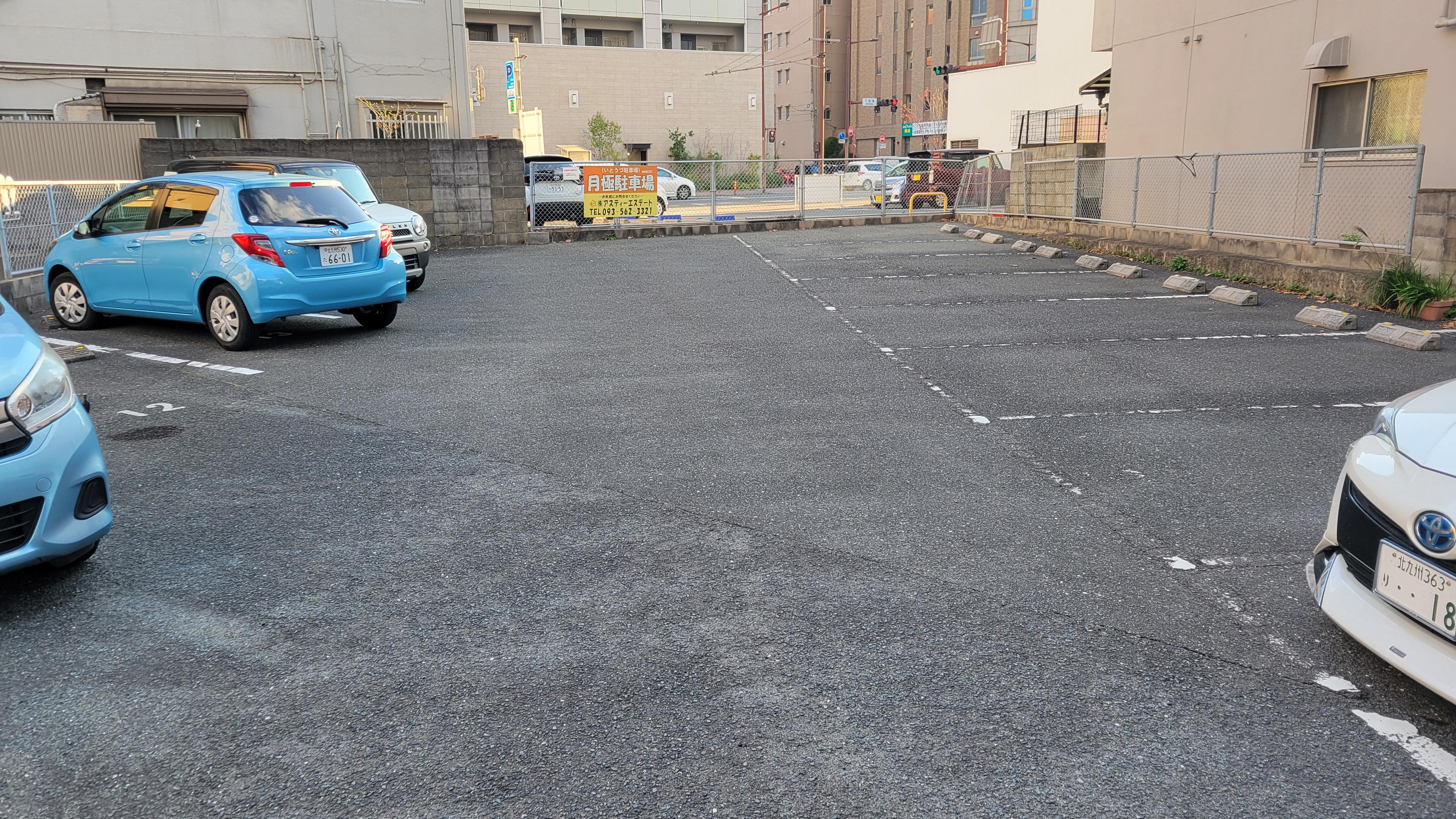 下到津1-A駐車場の外観・駐車場イメージ1枚目