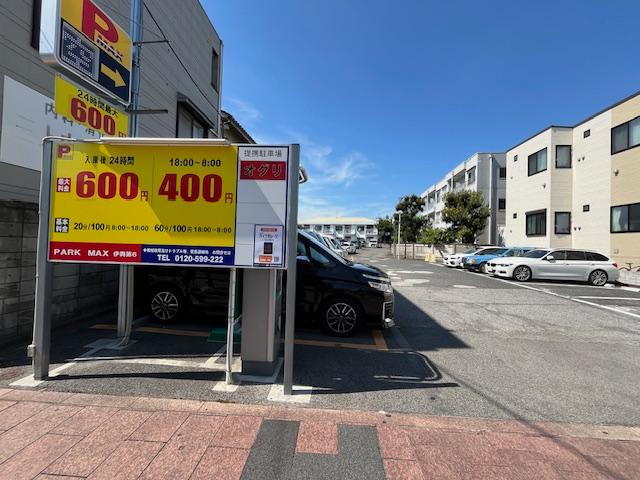 E-GARAGE伊興4丁目の外観・駐車場イメージ3枚目