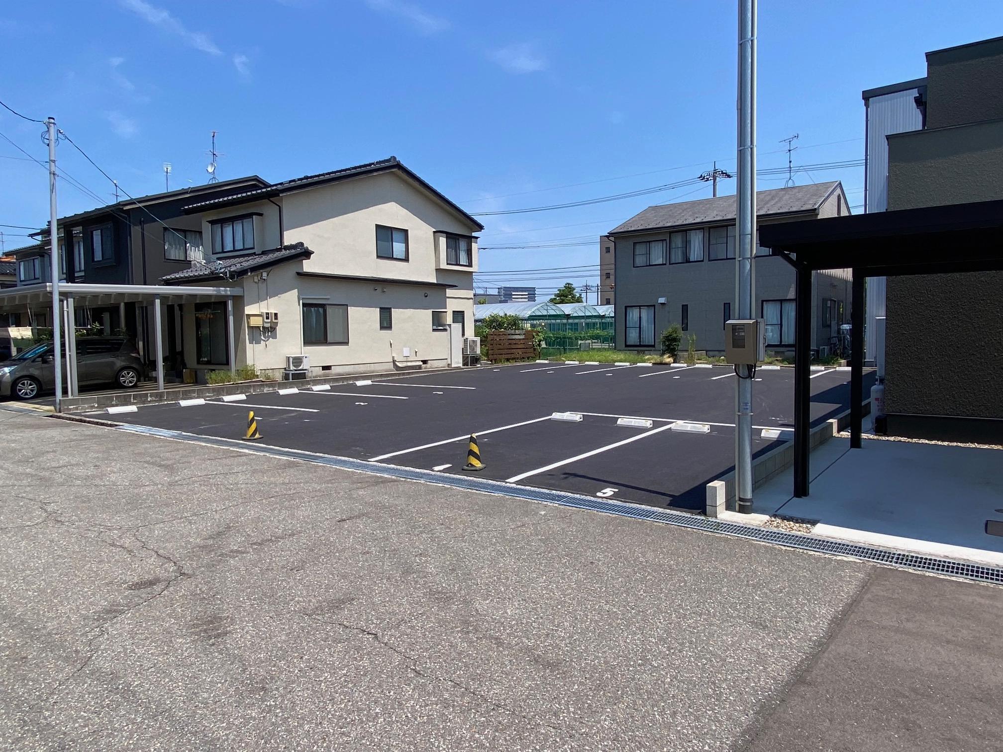 黒田YSパーキングの外観・駐車場イメージ2枚目