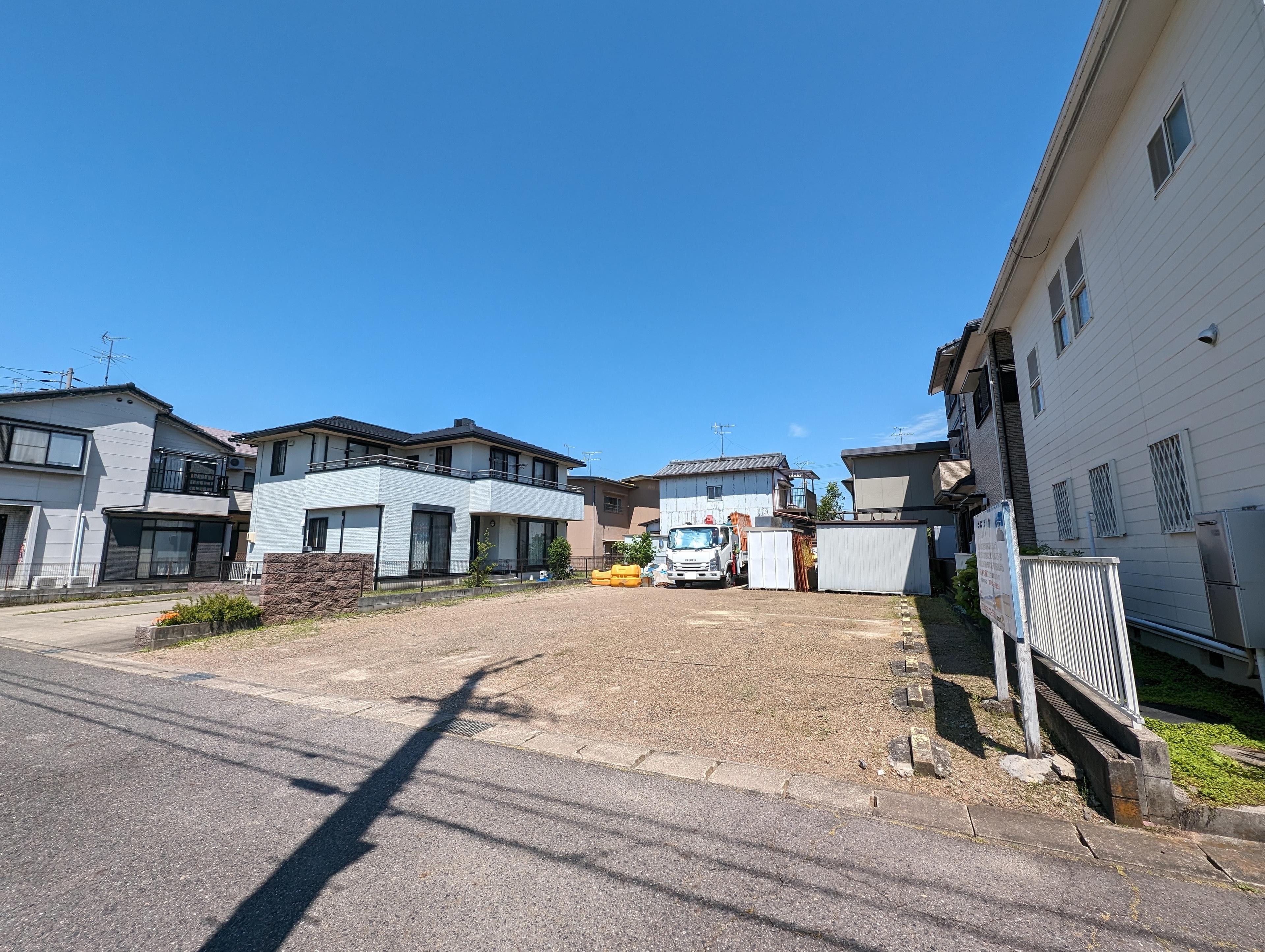 宮西パークの外観・駐車場イメージ2枚目