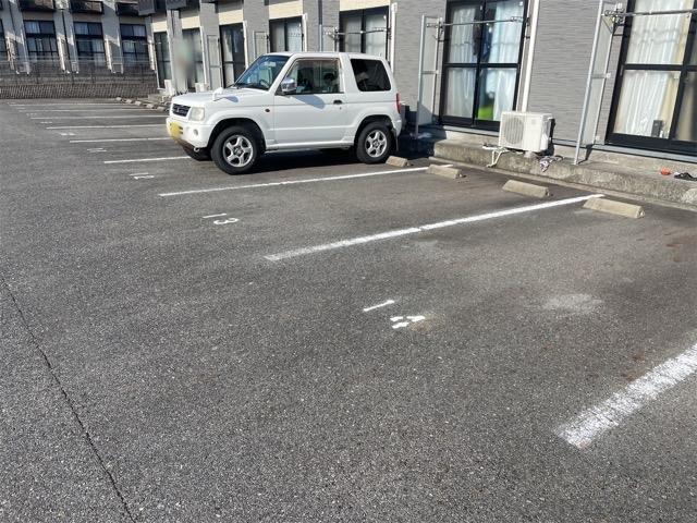 ポケットⅡ(40544)の外観・駐車場イメージ1枚目