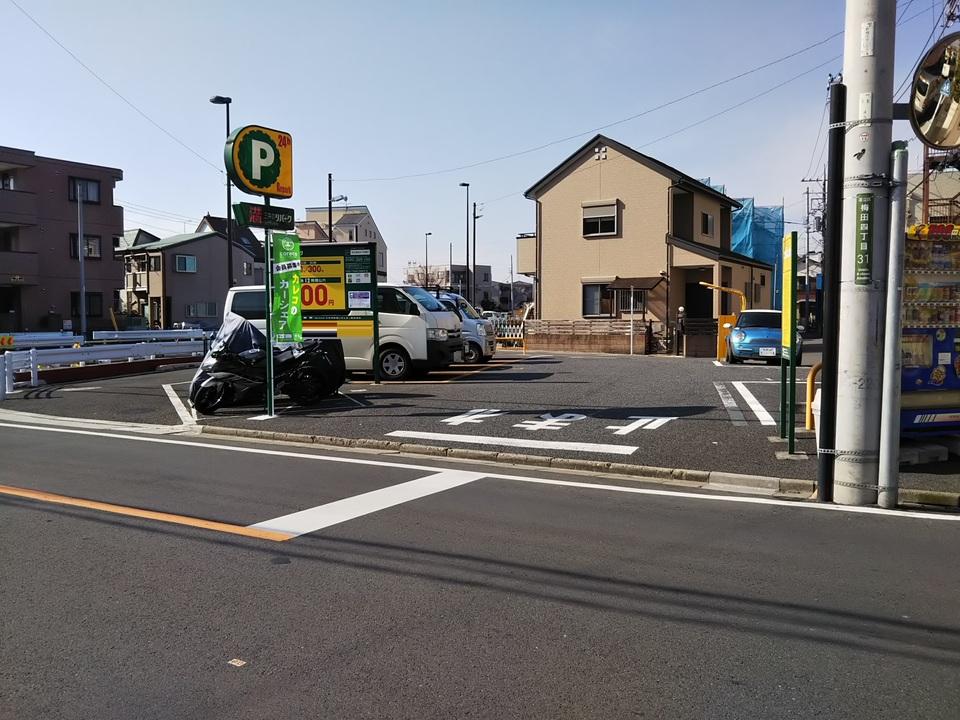 足立梅田4丁目第2の外観・駐車場イメージ1枚目