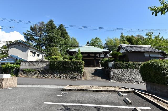 王寺(16540)の外観・駐車場イメージ1枚目
