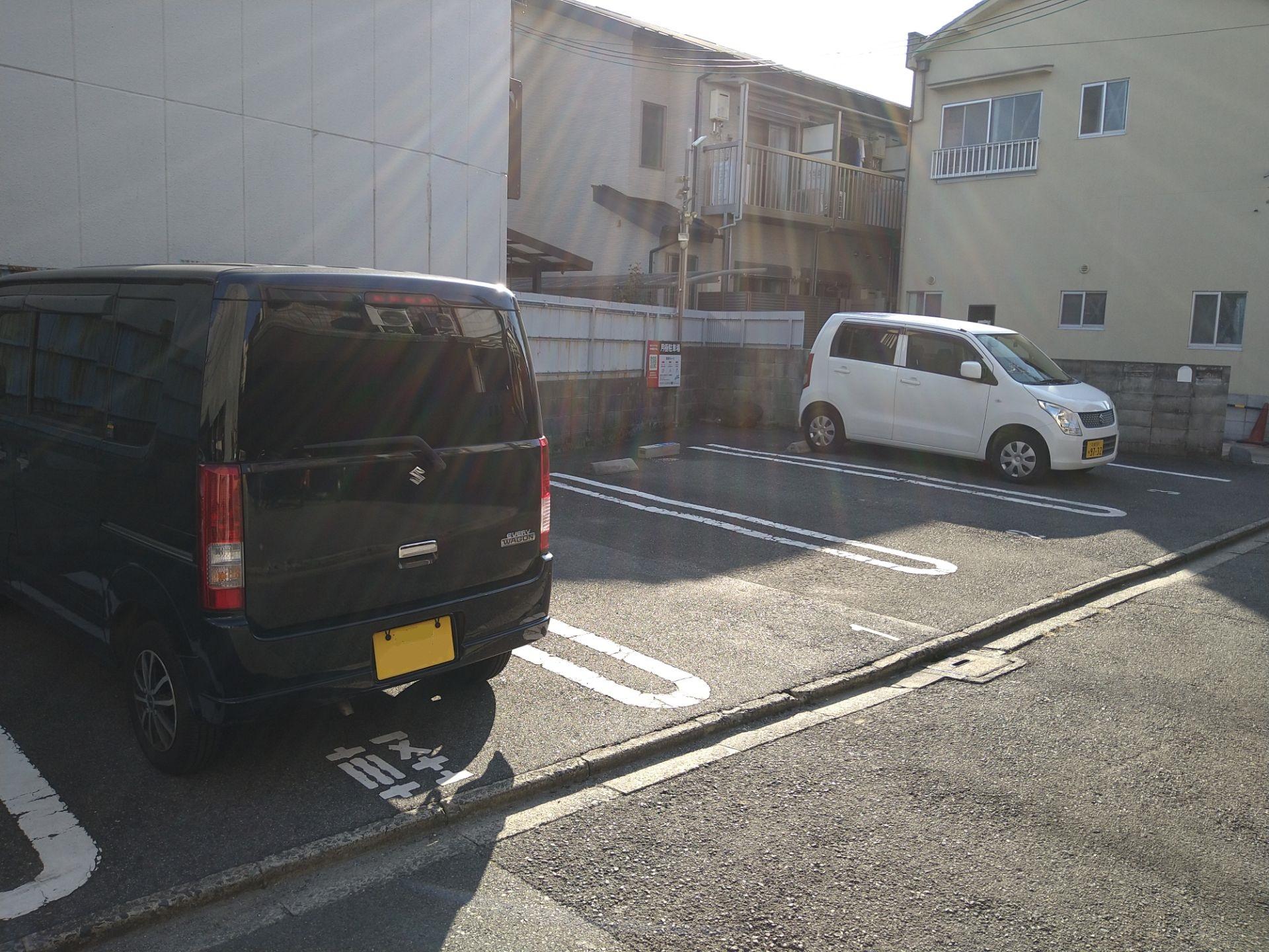 宝栄ガレージの外観・駐車場イメージ2枚目