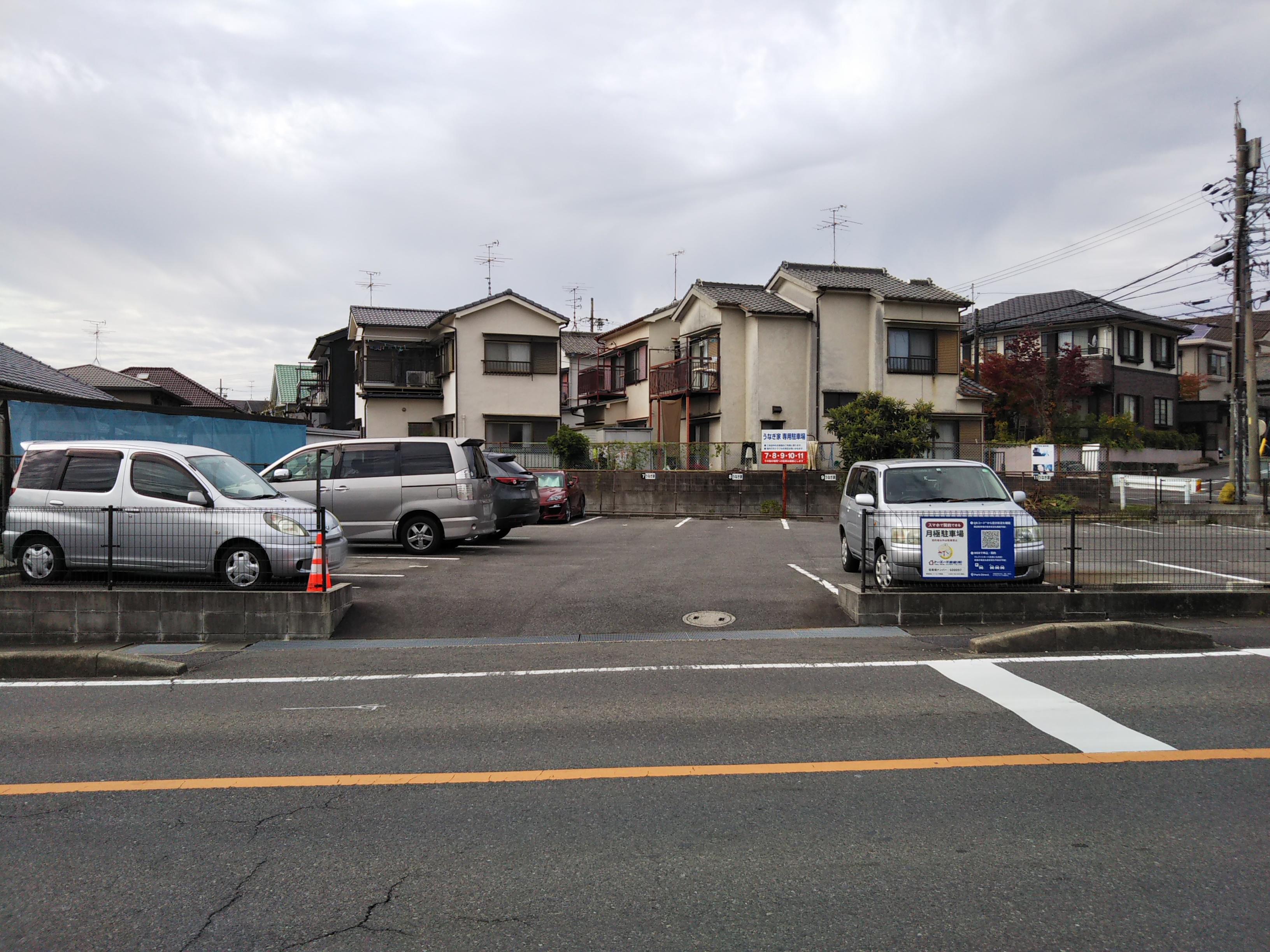 新居町上の田駐車場の外観・駐車場イメージ1枚目