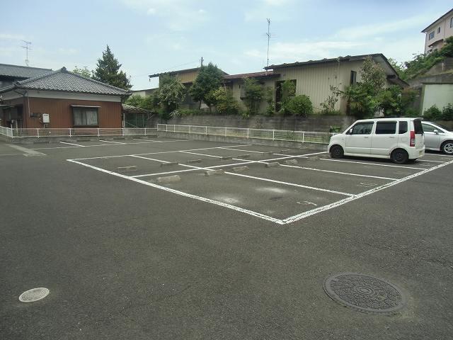 玉川(28423)の外観・駐車場イメージ1枚目