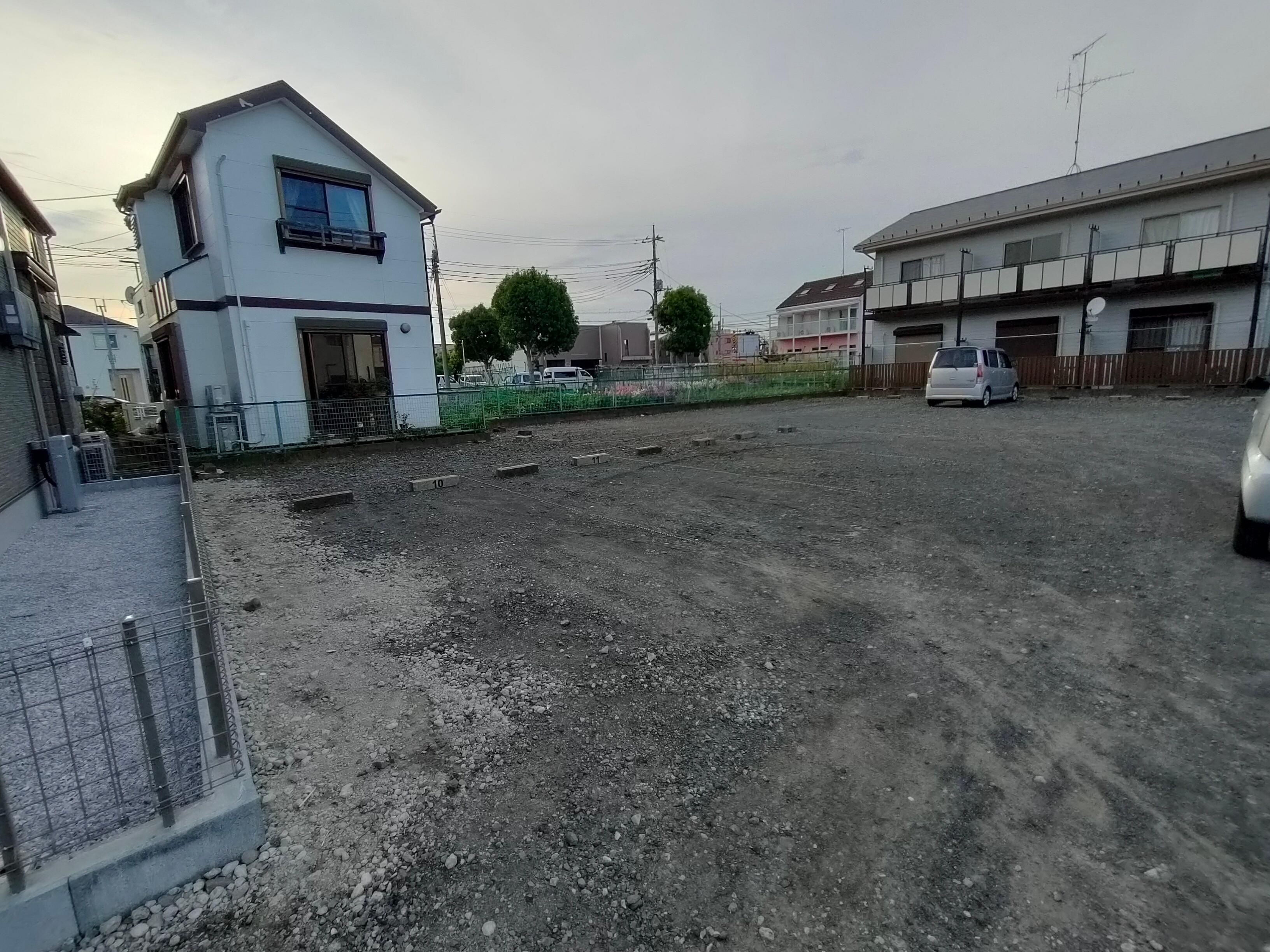 エヌケーハイツ駐車場の外観・駐車場イメージ2枚目