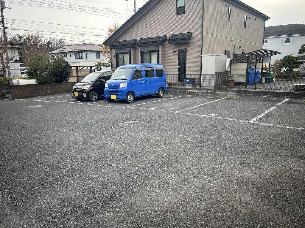 メイプルヒルズ(24104)の外観・駐車場イメージ1枚目