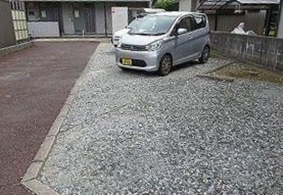 INA(10473)の外観・駐車場イメージ1枚目