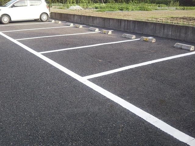 ラフテル(53477)の外観・駐車場イメージ1枚目