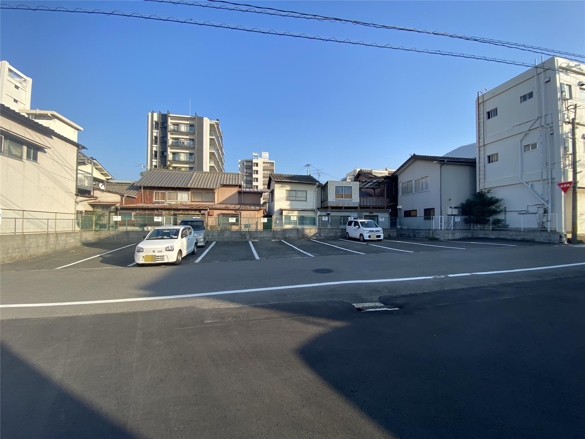 東山パーキングの外観・駐車場イメージ1枚目