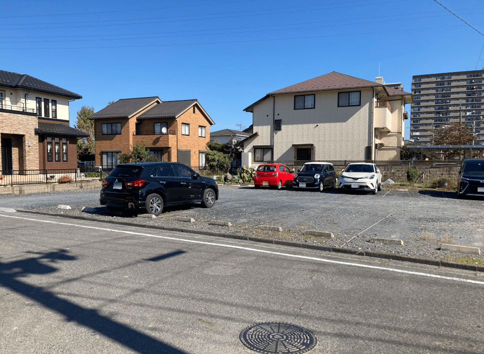 第2中村町大更ガレージの外観・駐車場イメージ1枚目