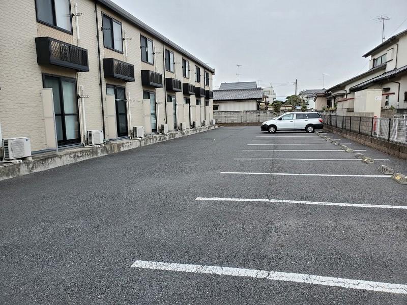 ルミエール(36156)の外観・駐車場イメージ1枚目