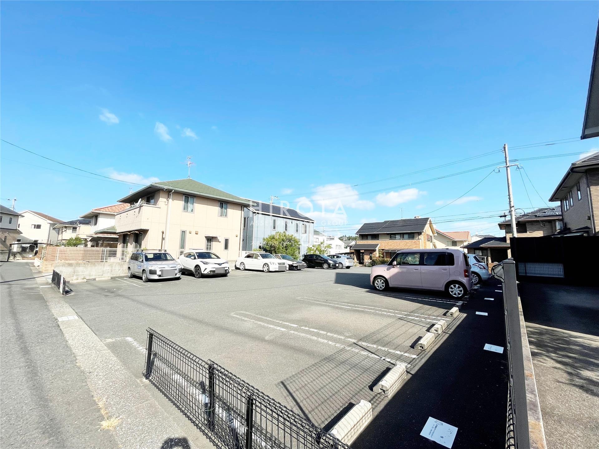 藤原第二パーキングの外観・駐車場イメージ1枚目