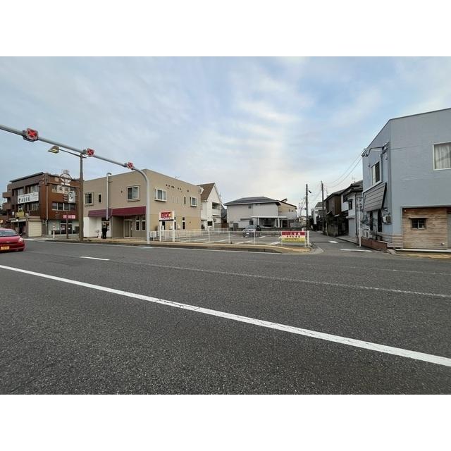 弥生町(三吉)駐車場の外観・駐車場イメージ1枚目