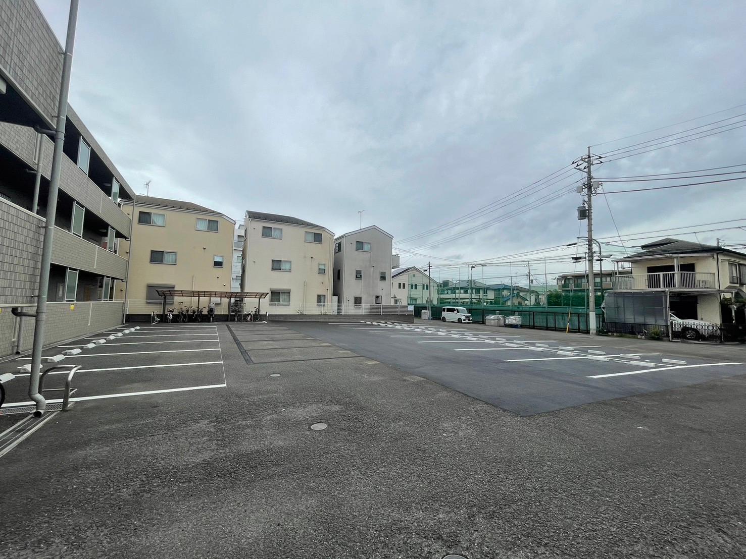 ジェイパーキングの外観・駐車場イメージ2枚目