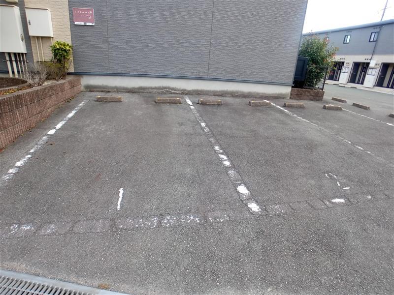 ドイシャンⅠ(34012)の外観・駐車場イメージ1枚目