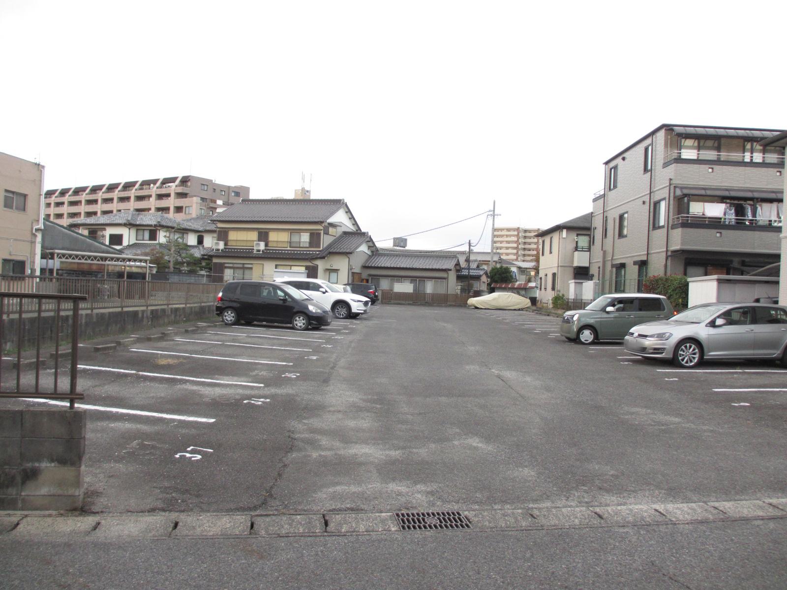 三郷町角田駐車場の外観・駐車場イメージ2枚目