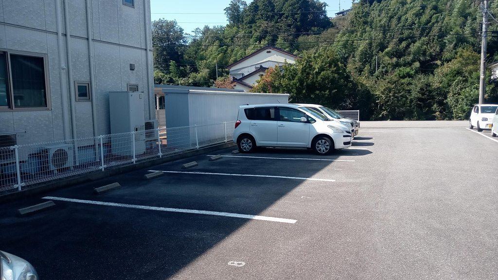 パークハイム(14255)の外観・駐車場イメージ1枚目