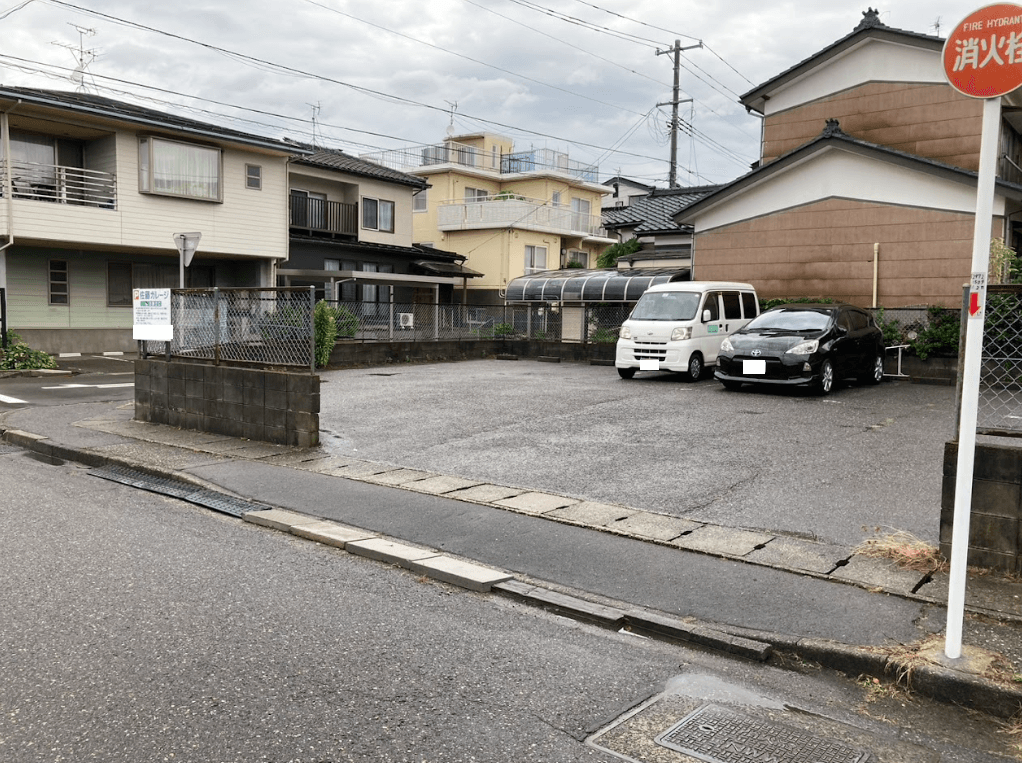 佐藤ガレージの外観・駐車場イメージ1枚目