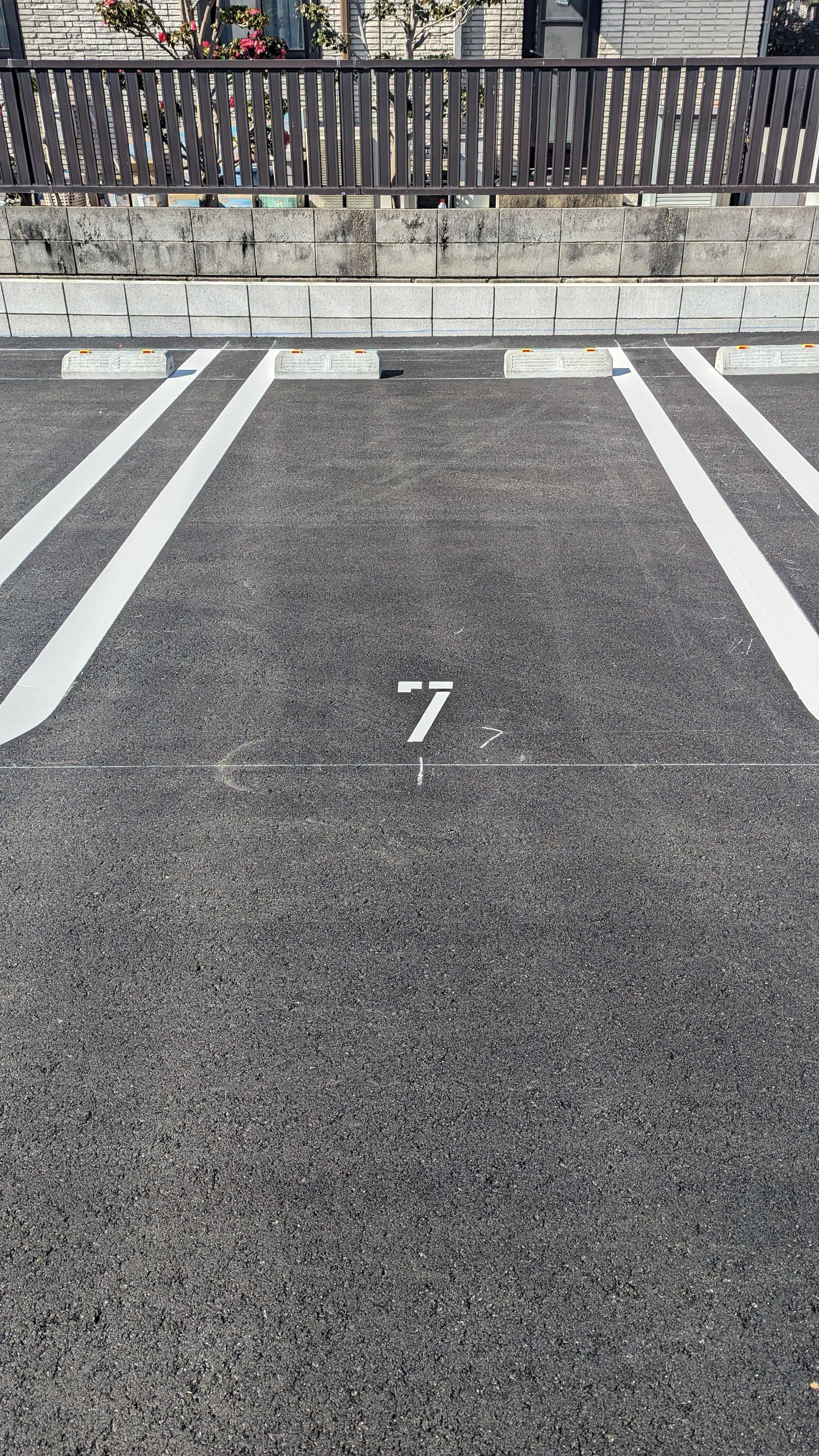 マルイワ・枠杁町四丁目駐車場の外観・駐車場イメージ2枚目