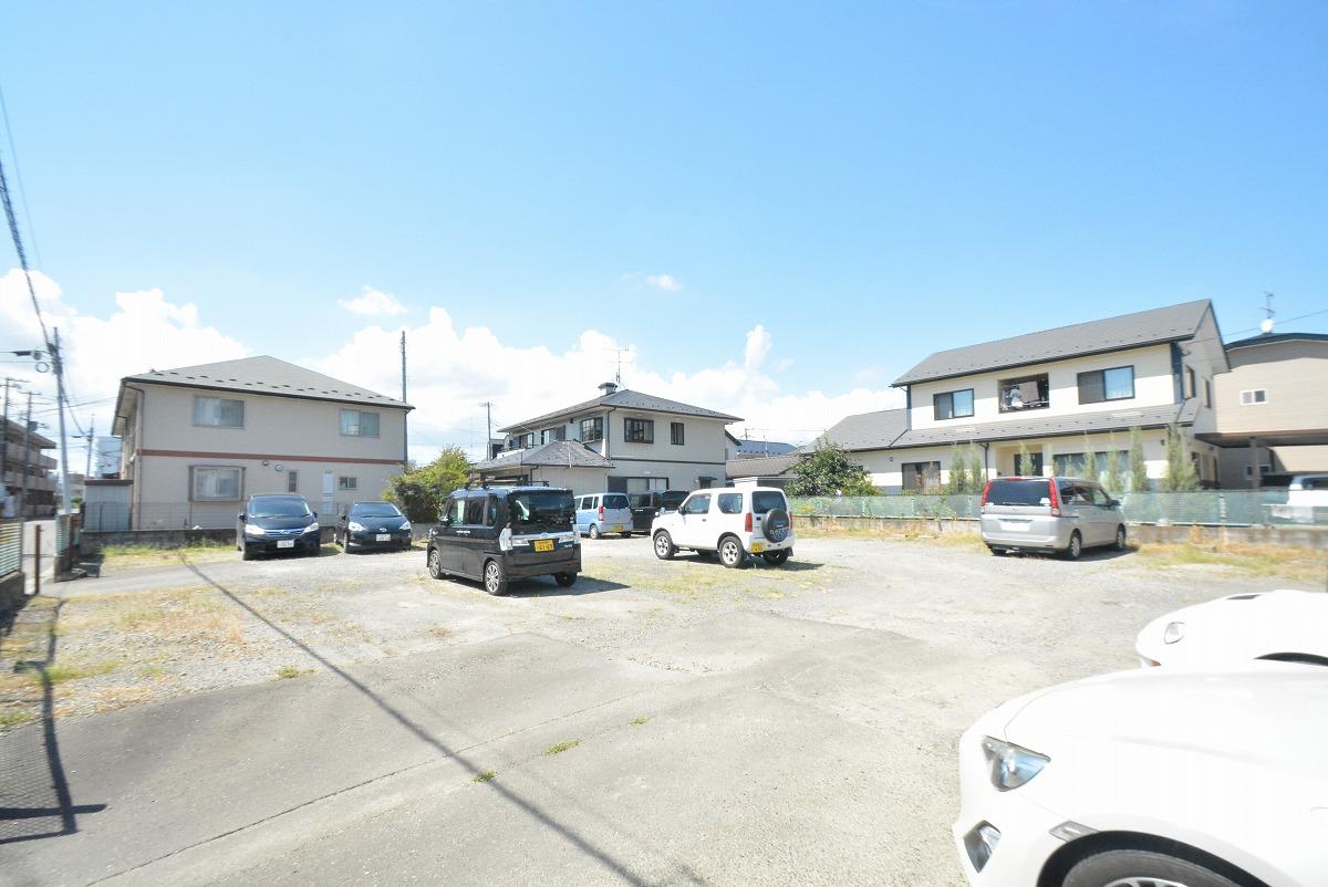及川駐車場の外観・駐車場イメージ3枚目