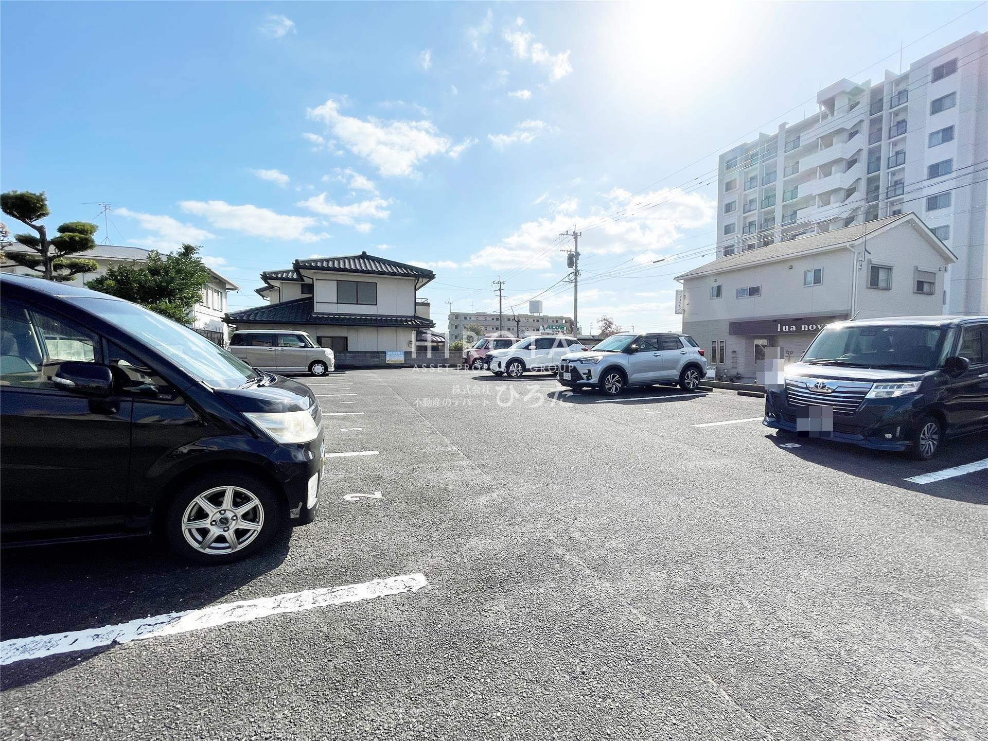 高須東安達駐車場の外観・駐車場イメージ2枚目