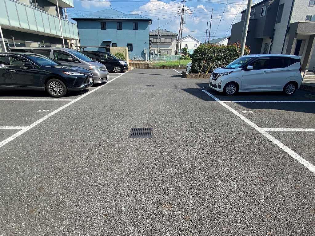 アゼリアアーク(45905)の外観・駐車場イメージ1枚目