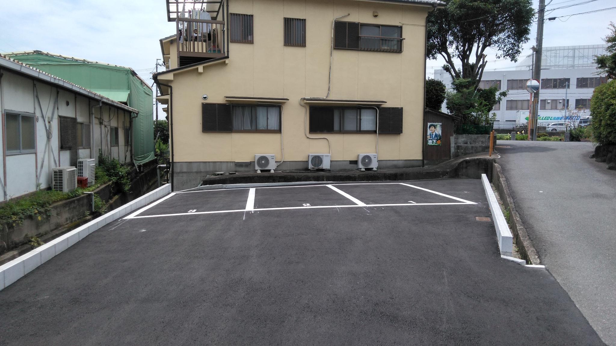 西面中二丁目駐車場の外観・駐車場イメージ1枚目