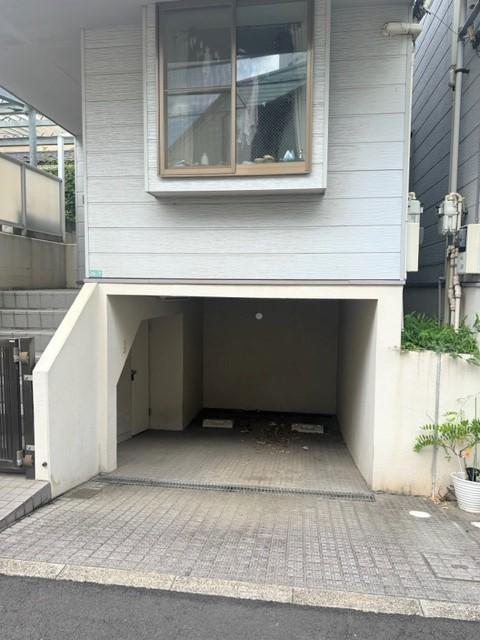 サクラハウス中目黒駐車場の外観・駐車場イメージ3枚目