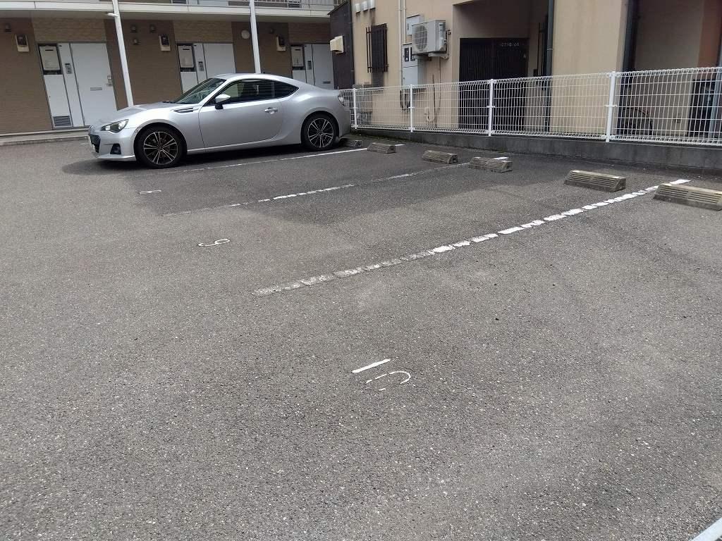 富(42591)の外観・駐車場イメージ1枚目