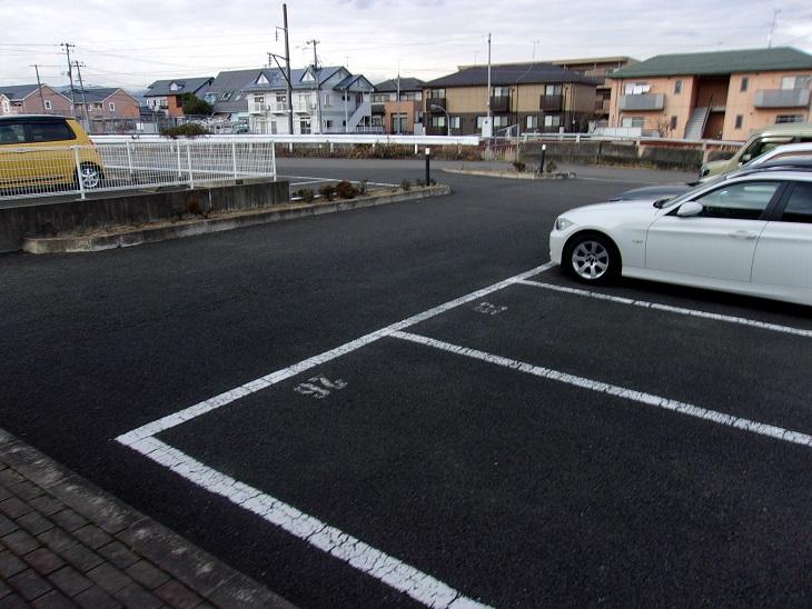 Enchante H(26431)の外観・駐車場イメージ2枚目