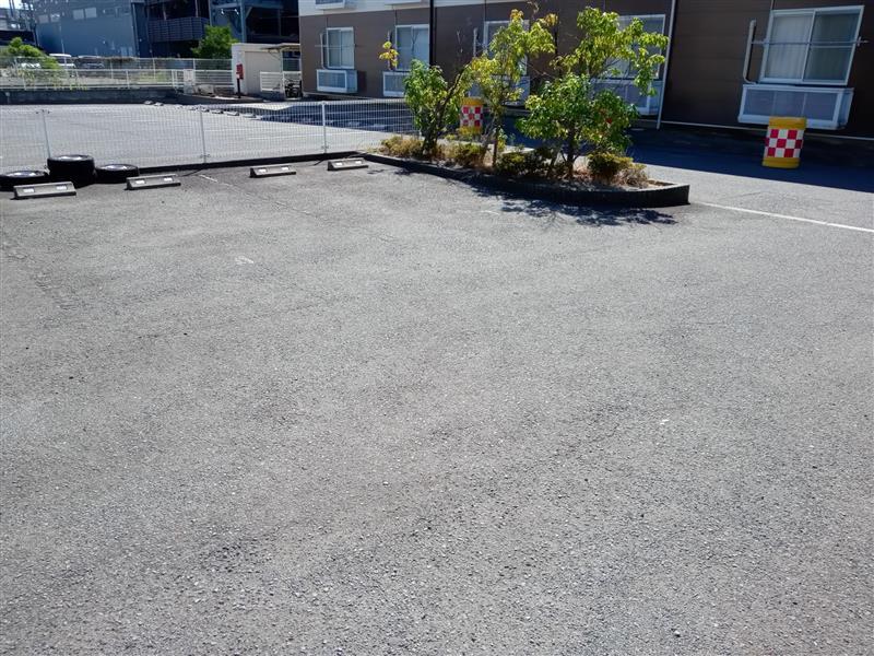 イシハラⅢ(24303)の外観・駐車場イメージ1枚目