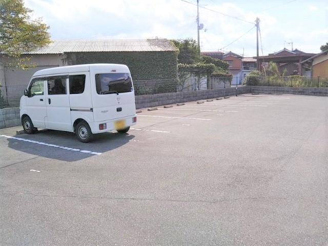 メゾン福崎(40915)の外観・駐車場イメージ1枚目