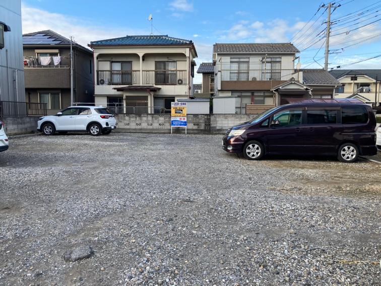 UK第一駐車場の外観・駐車場イメージ1枚目