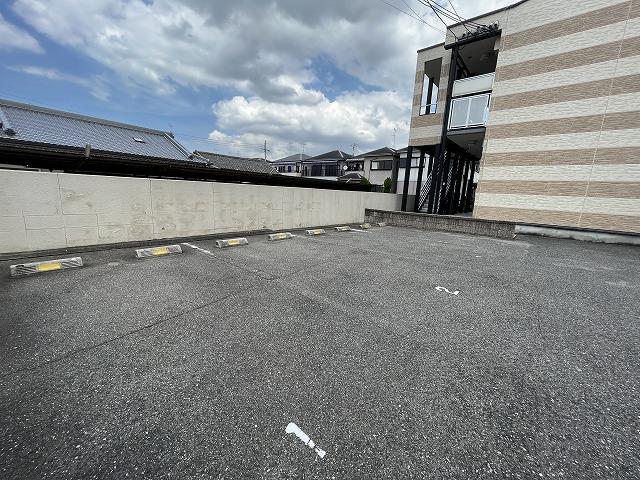 穂風(26010)の外観・駐車場イメージ1枚目