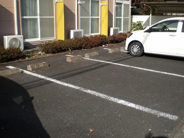 ルナシャイン(17439)の外観・駐車場イメージ1枚目