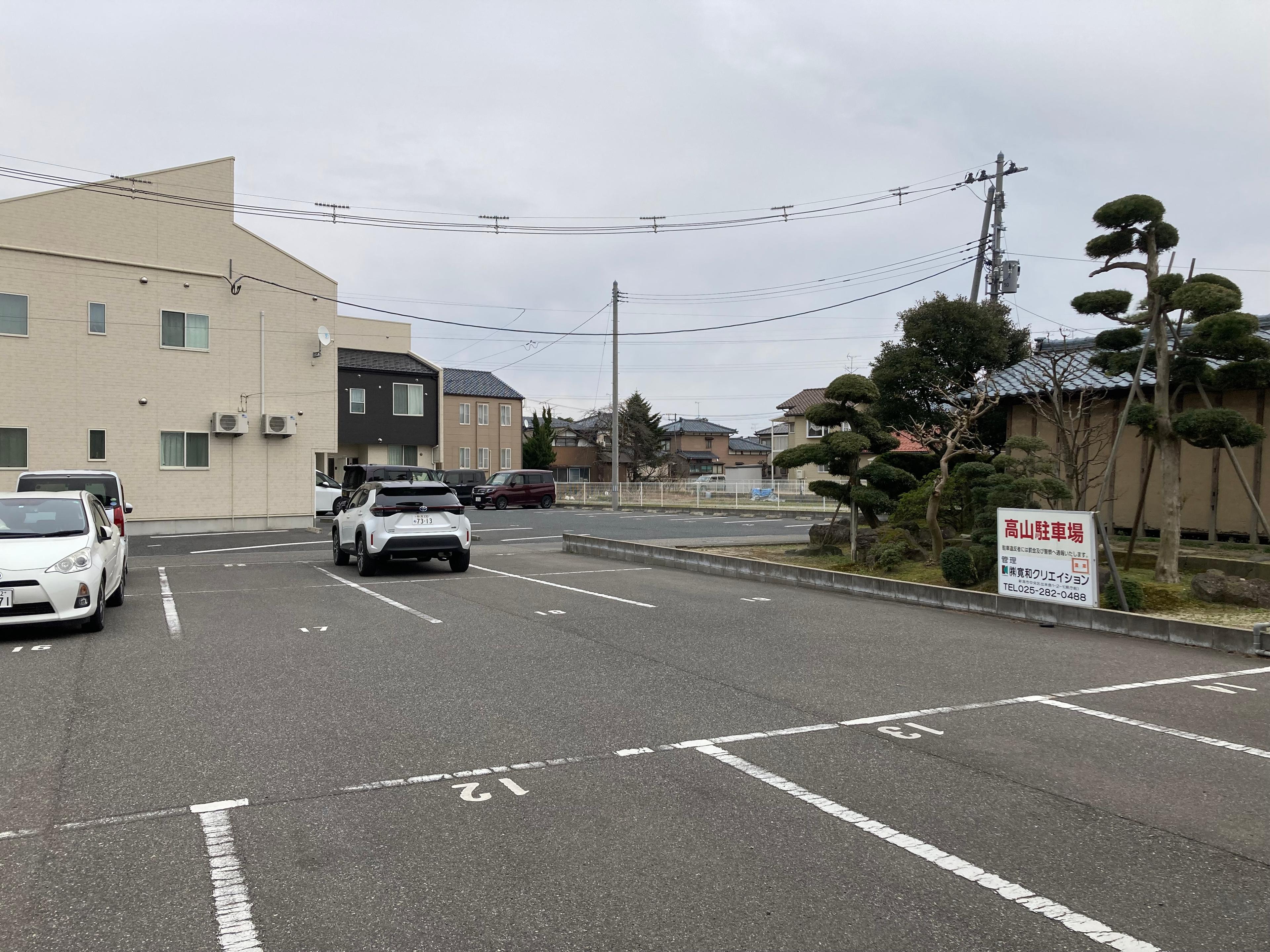 牡丹山神社前駐車場(高山駐車場)の外観・駐車場イメージ1枚目