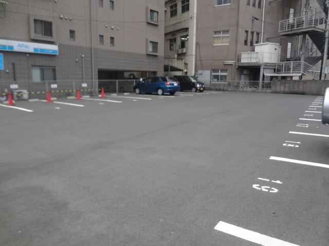 Mパーク下荒田6の外観・駐車場イメージ1枚目