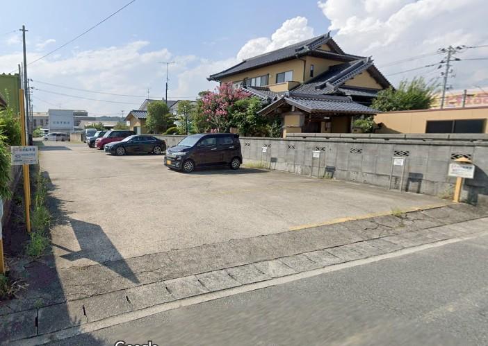 小名浜西君ケ塚町月極駐車場の外観・駐車場イメージ1枚目