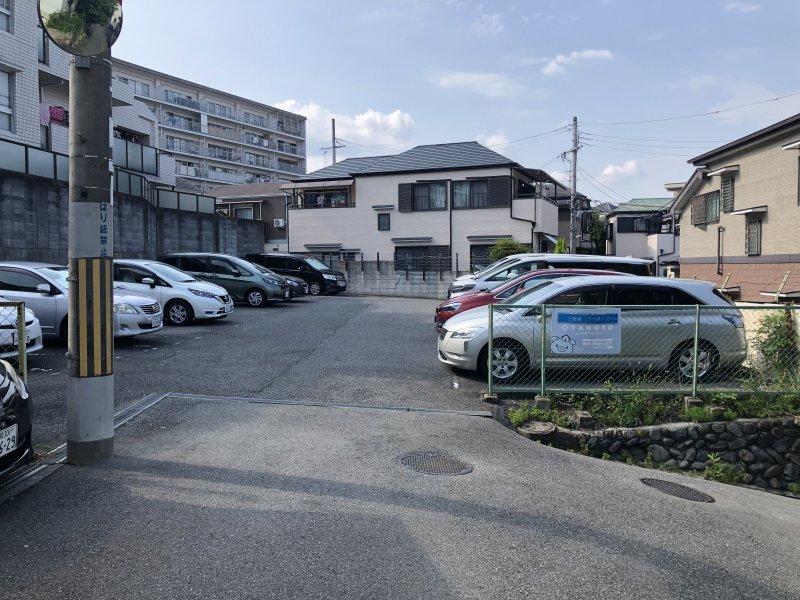 上野東UK駐車場の外観・駐車場イメージ1枚目