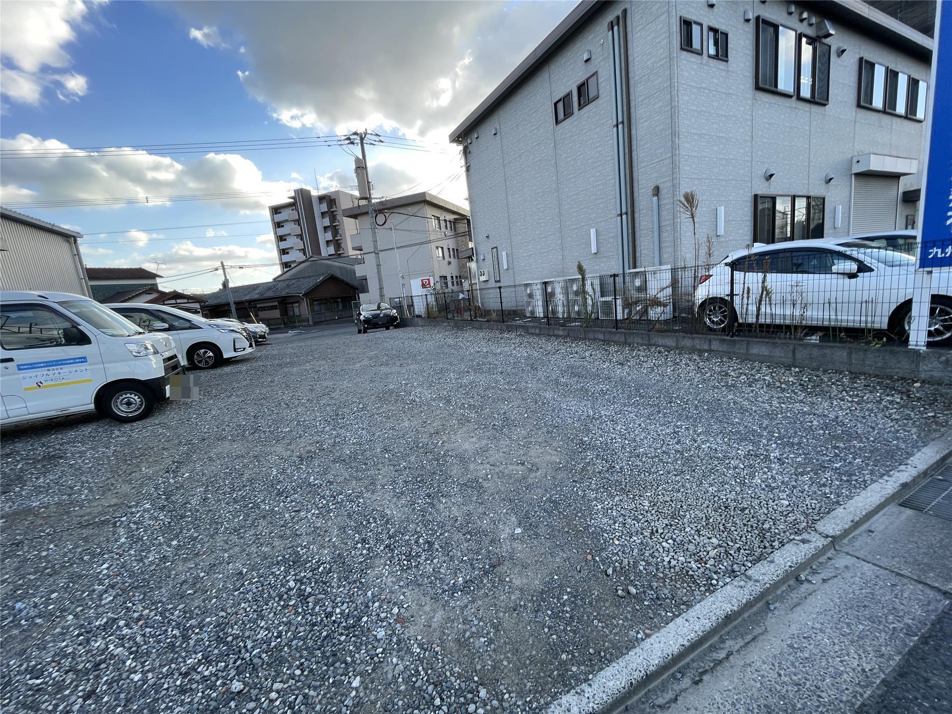 ジョイフル陣原駐車場の外観・駐車場イメージ2枚目