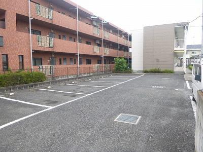コア(18798)の外観・駐車場イメージ1枚目