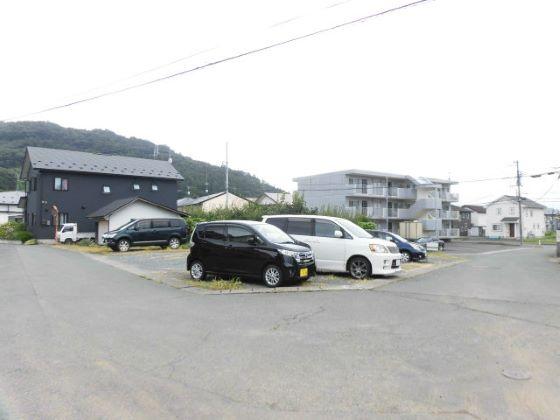 東安庭吉田月極駐車場の外観・駐車場イメージ1枚目